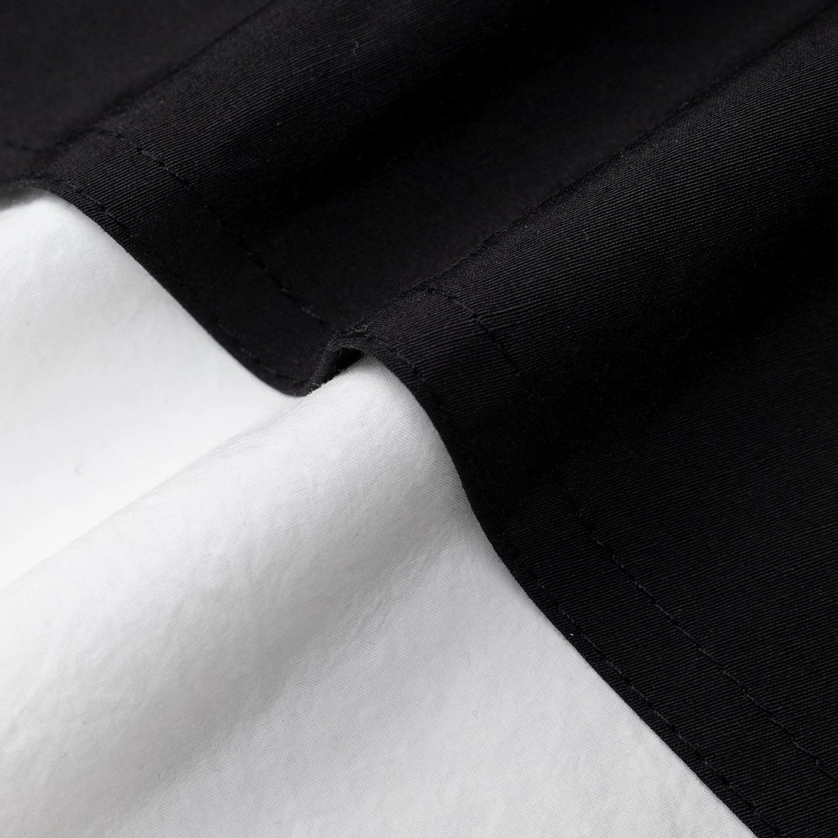 Lapargay black and white spliced utility half-skirt, built-in white slip skirt, irregular frayed design L78109108V - Lapargay
