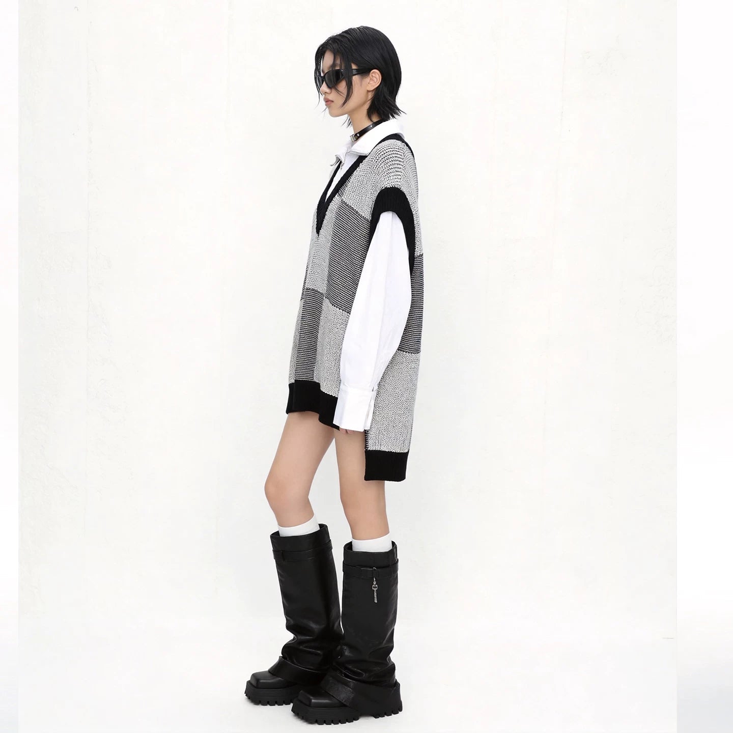 Lapargay Black and White Textured Knit Vest Half-Zip Mock Neck Shirt Layered Two-Piece L66308253C - Lapargay
