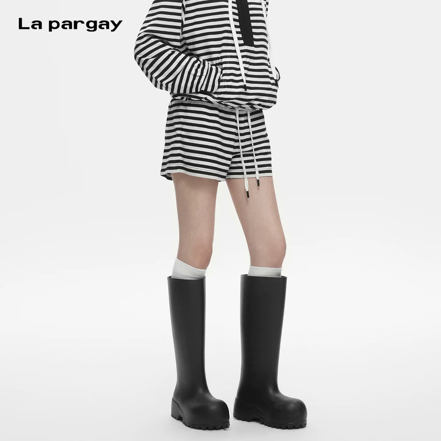 Lapargay Classic Striped Home Casual Shorts, Adjustable Drawstring, Comfortable and Non-Binding Waist L78202207C - Lapargay