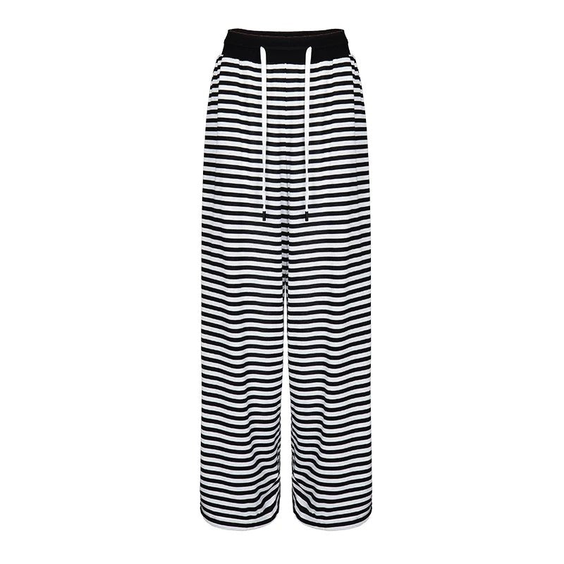 Lapargay Classic Striped Home Casual Shorts, Adjustable Drawstring, Comfortable and Non-Binding Waist L78202207C - Lapargay