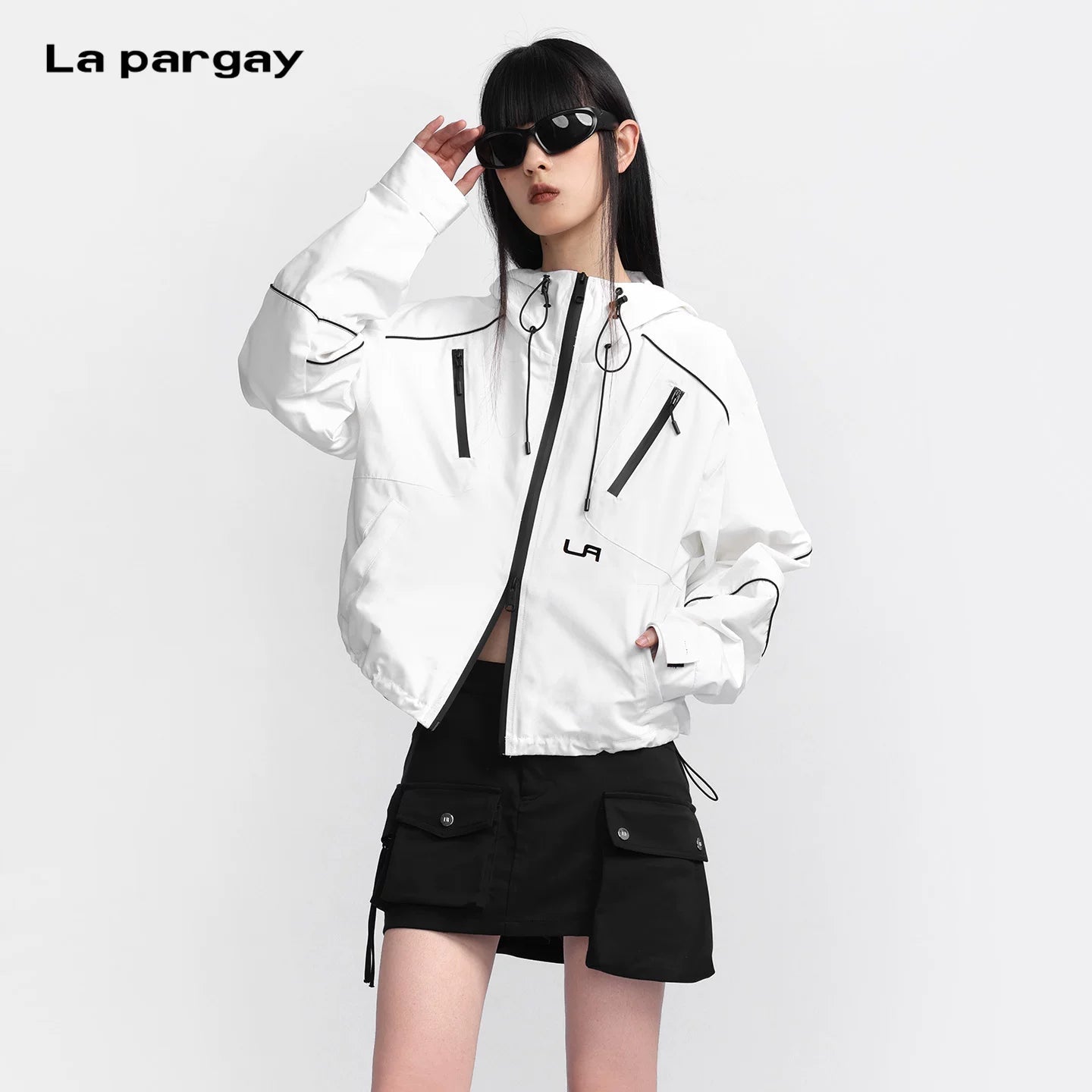 Lapargay Contrast Loose Short Casual Jacket with Zipper Trim Detail, Hooded Top L78101228S - Lapargay