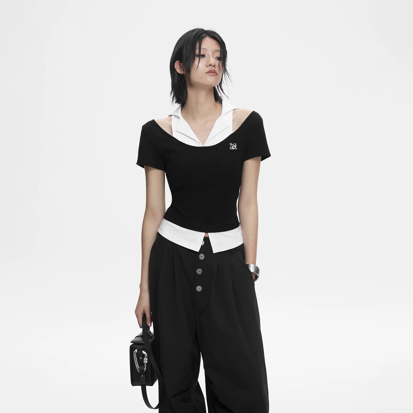 Lapargay faux two-piece shirt collar splicing, large U-neck off-shoulder, short fitted waist slit L78200203C - Lapargay