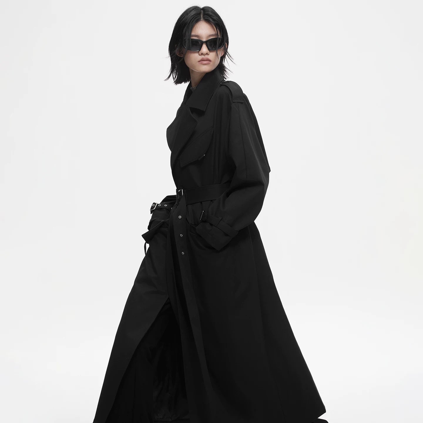 Lapargay high-street long trench coat, double-layer notched lapel, adjustable button cuff details L78101502V - Lapargay