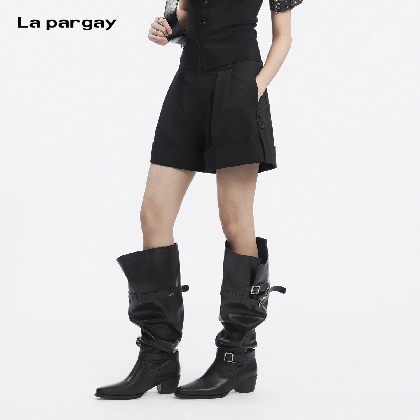 Lapargay High-Waist Casual Shorts, Neat Suit Tailoring, Turn-Up Hem Design L78202302C - Lapargay