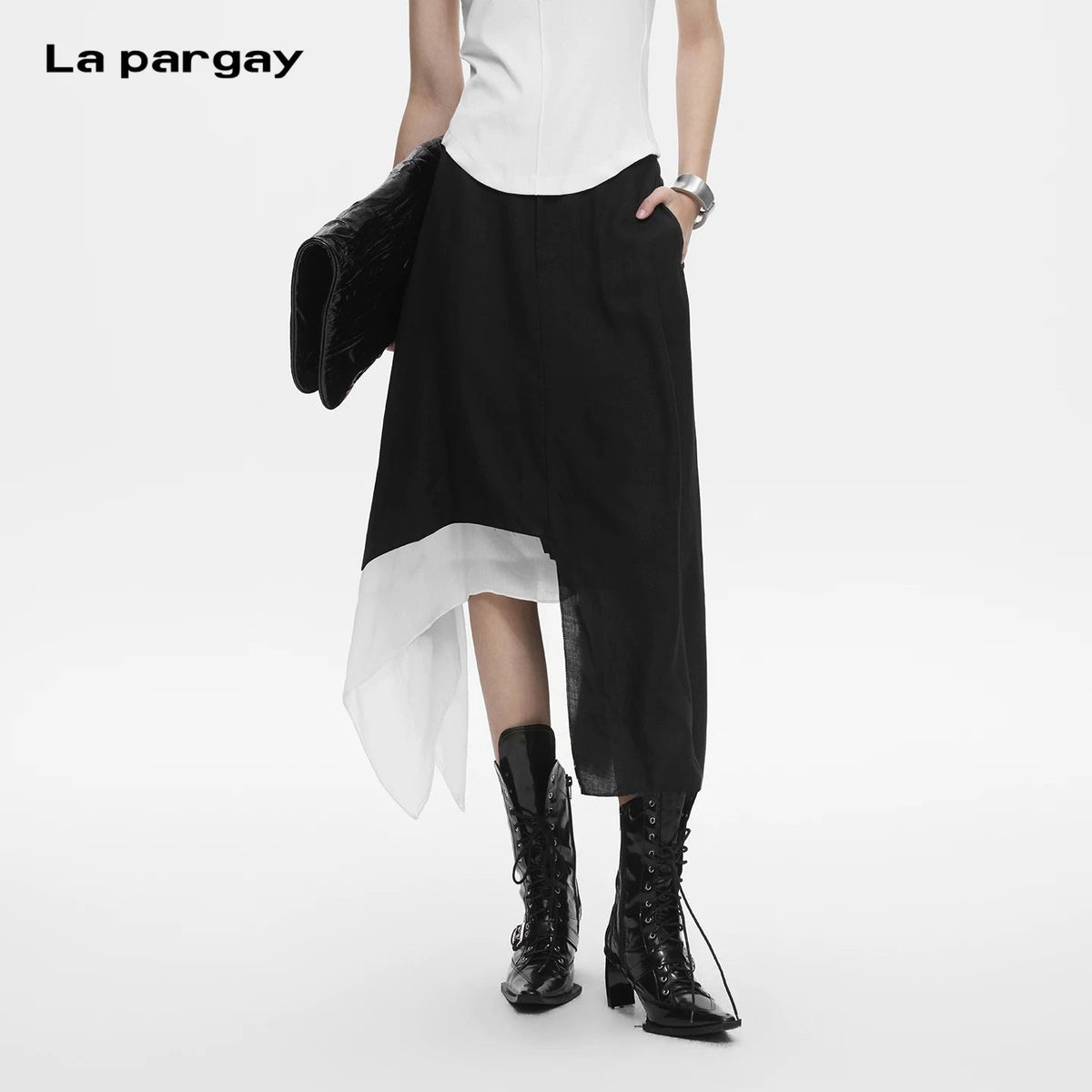 Lapargay irregular long half skirt with double-layer splicing and black-and-white contrast L78209102C - Lapargay