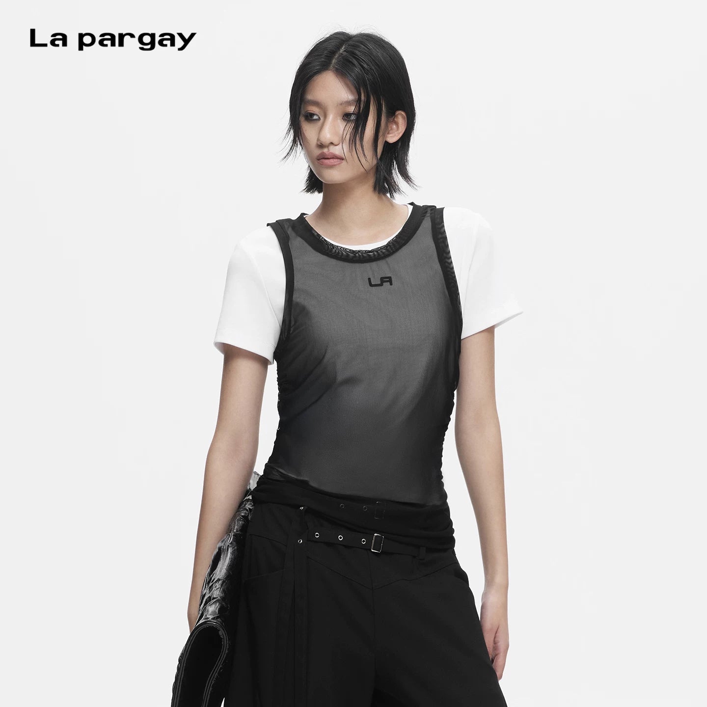 Lapargay mesh layering T-shirt with slightly sheer slim fit and pleated design L78200210C - Lapargay