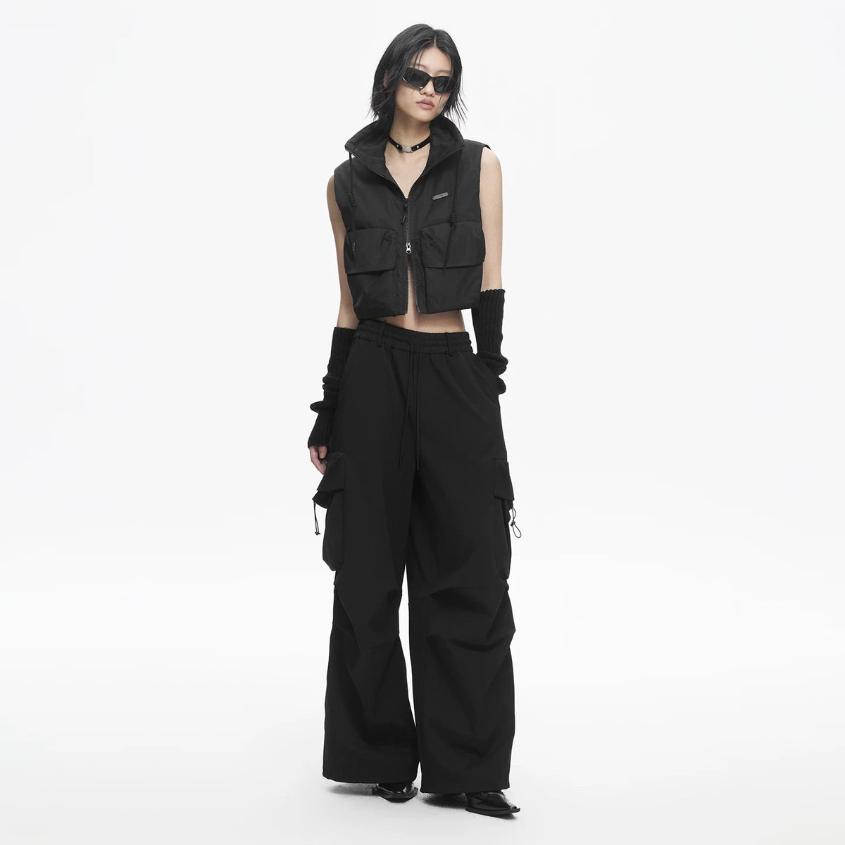 Lapargay Stand Collar Sleeveless Cropped Top Functional High Street Drawstring Neckline Structure L78101408C - Lapargay
