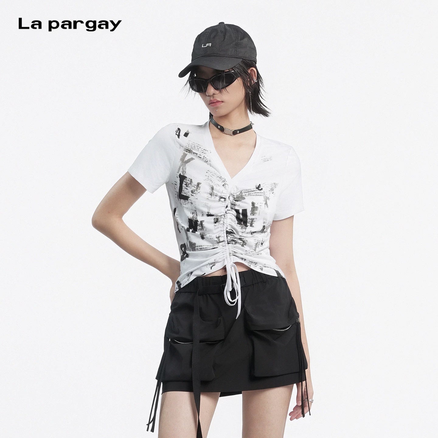 Lapargay vintage graffiti T-shirt with adjustable drawstring for easy crop top styling L78200225V - Lapargay